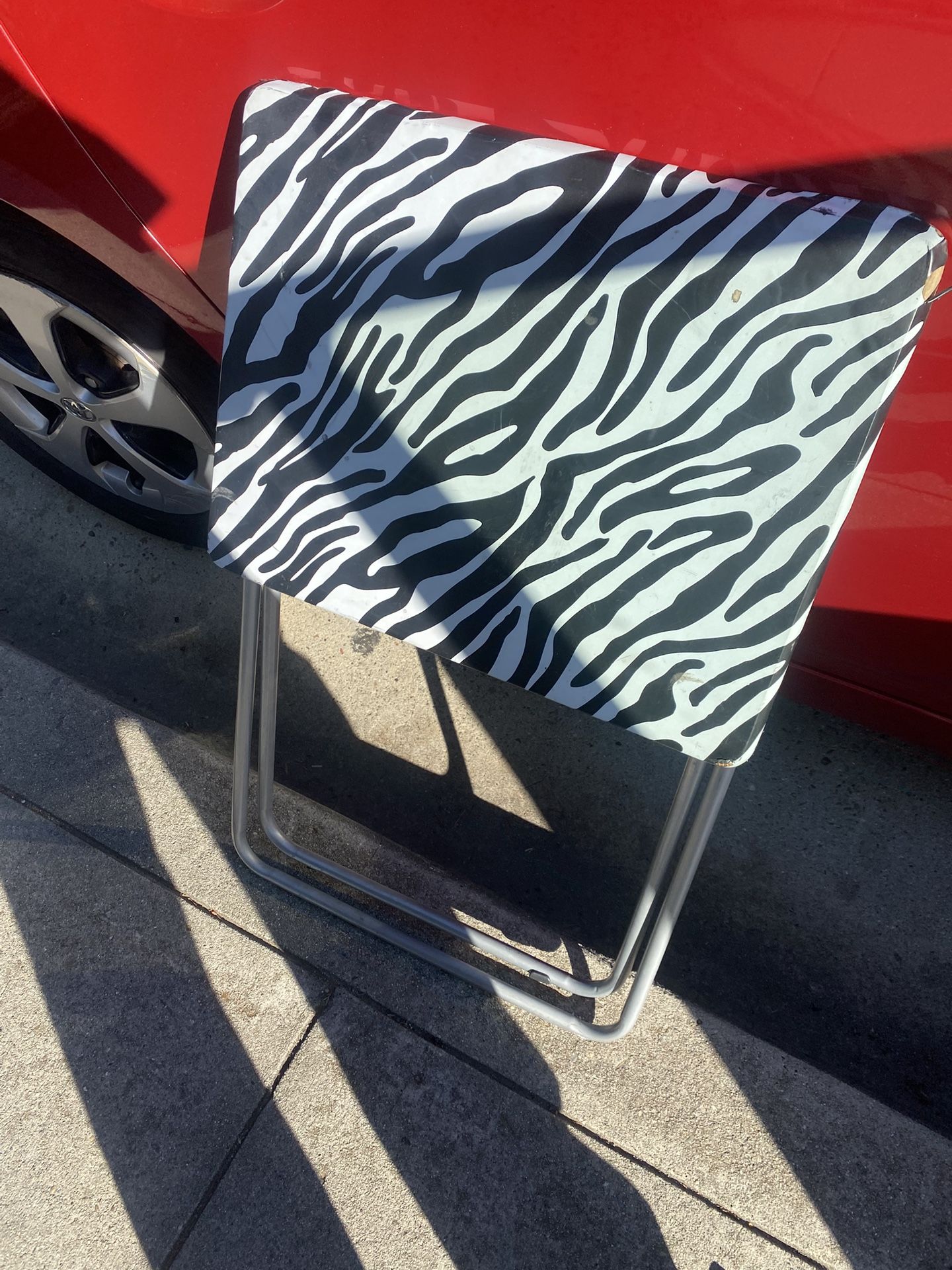 Folding Table