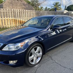 2010 Lexus LS 460
