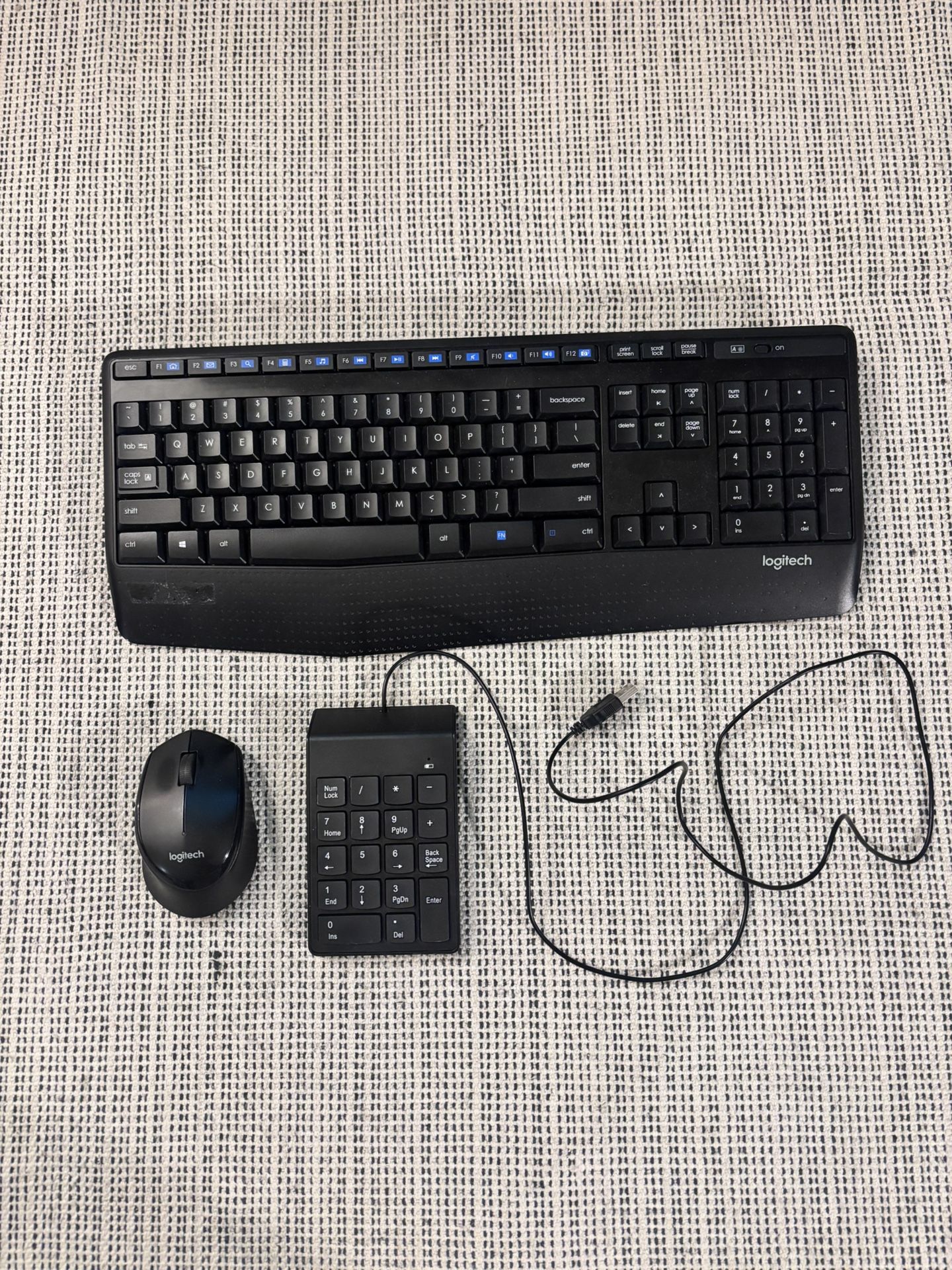 Logitech wireless Keyboard, Mouse, Keypad