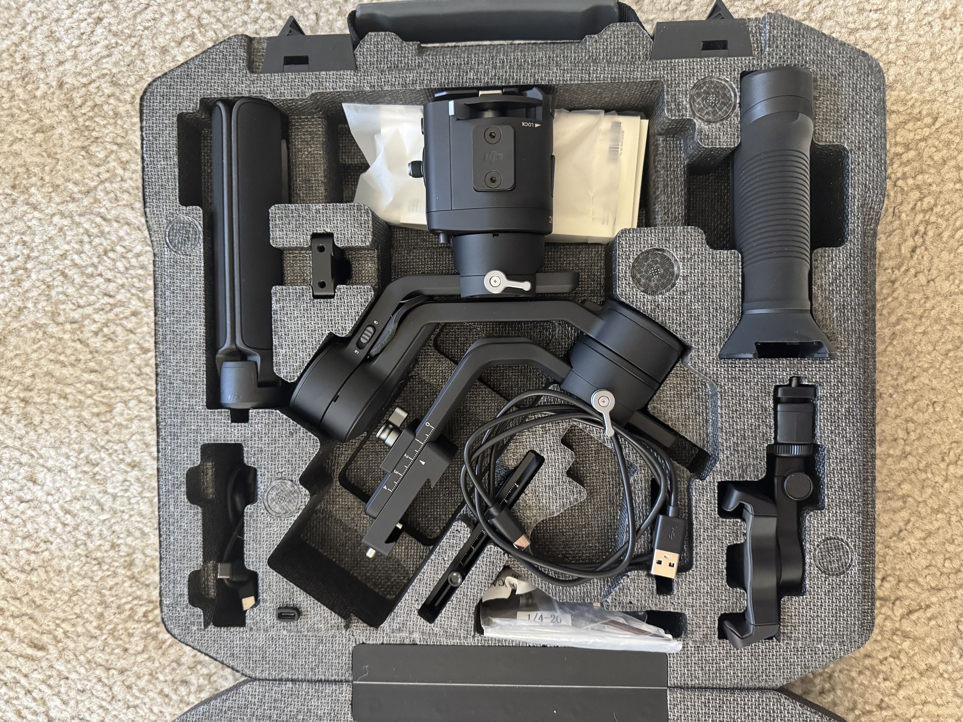 DJI Ronin SC Gimbal Stabilizer New Mint