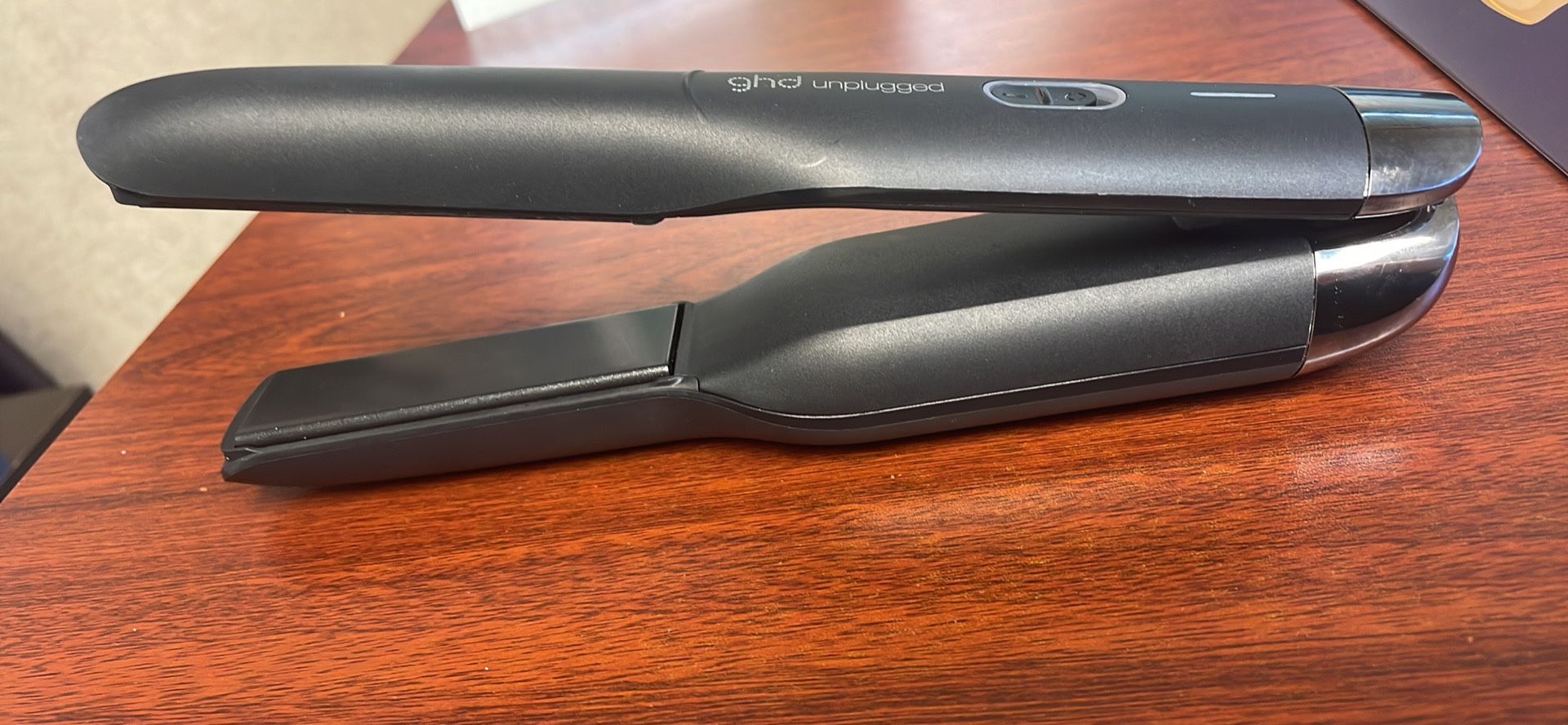 GHD Unplugged Hair Straightener 