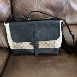 Coach Messenger Bag