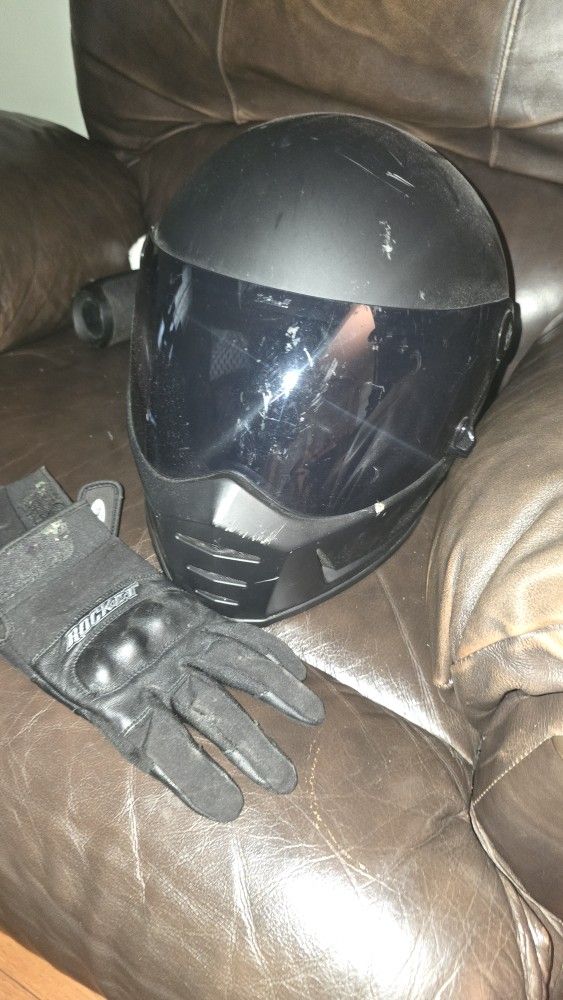 Biltwell Helmet And Gloves