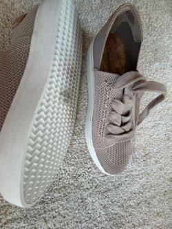 Lucky Brand shoes