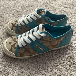 Limited Edition Coach New York Teal/brown Women’s Size 5US