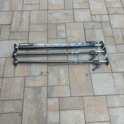 Ratcheting cargo bar For pickup Trucks 