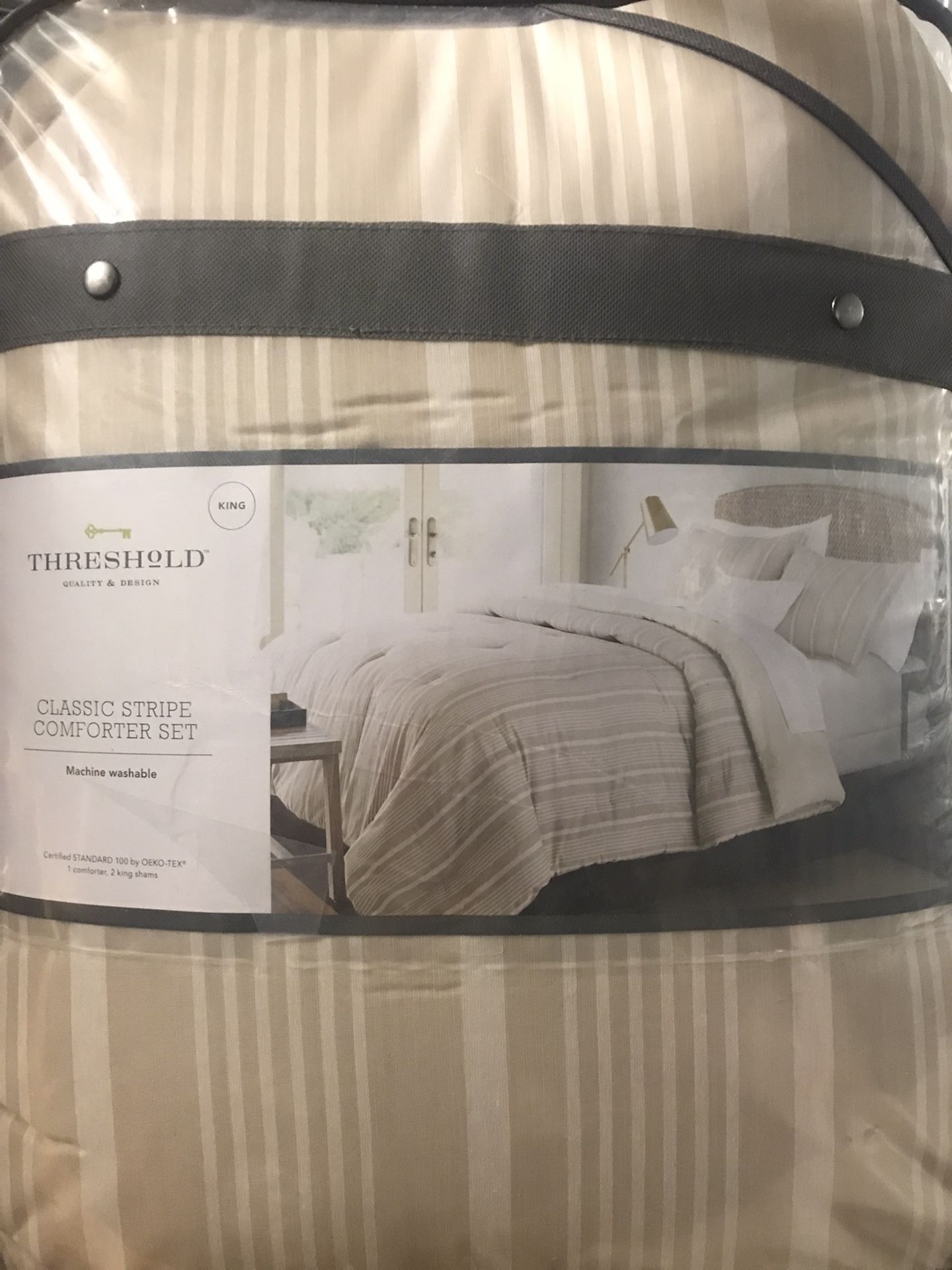Threshold King Brand New In Box Comforter