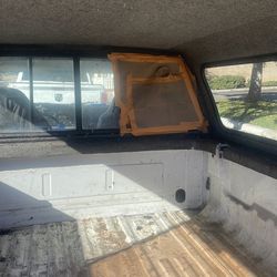 8 foot camper shell