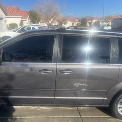 2019 Dodge Caravan  Transmission Went Out  I Don’t  Have The Title So U Will Be Buying As Is