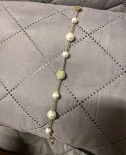 Swarovski necklace size M