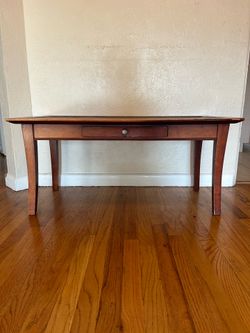 Coffee table with drawer