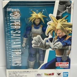 Bandai S H Figuarts Trunks Super Saiyan Dragon Ball Z Action Figure open box