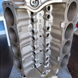Ford 351w Windsor Block D9AE-6015-ED