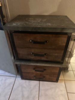 Styling stations for barbers or hair stylists