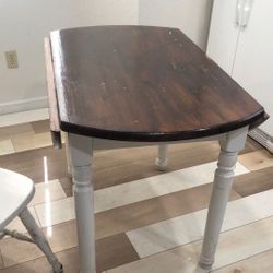 42” Round Wood Table ( Folding Edges) Needs Paint