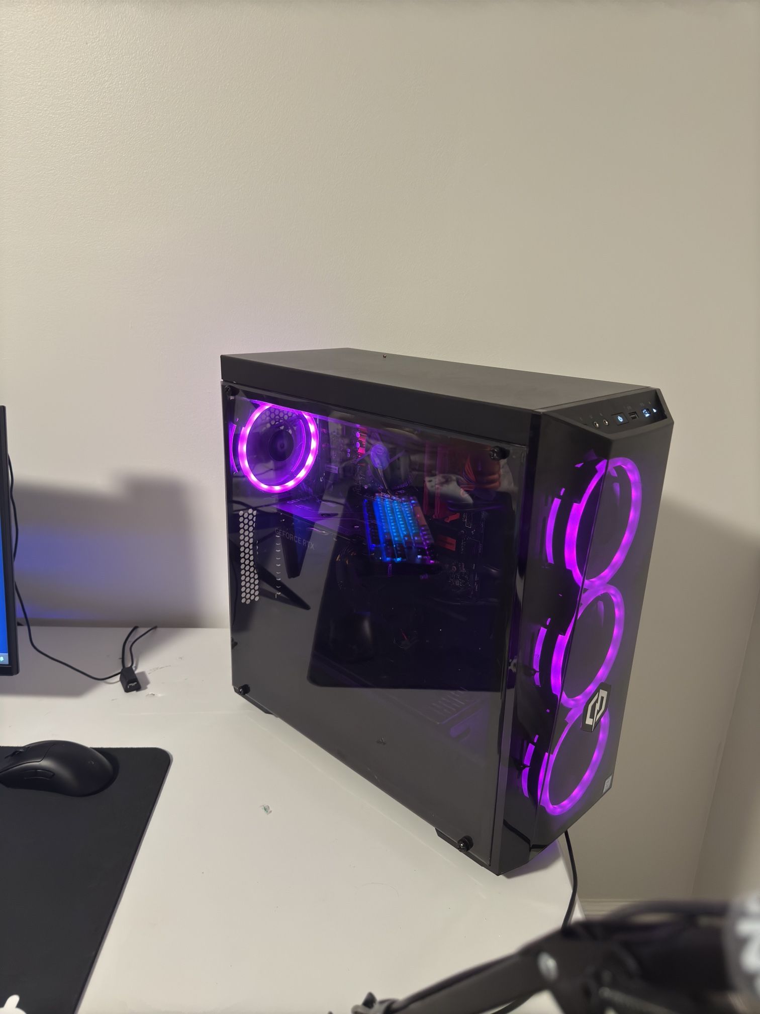 Gaming Computer(Specs in Description)