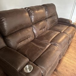Concourse Dual-Power Reclining Sofa Brown Leather Comfort & Style