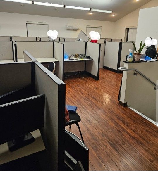 Call Center Cubicles