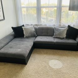 Pull Out With Storage Couch 