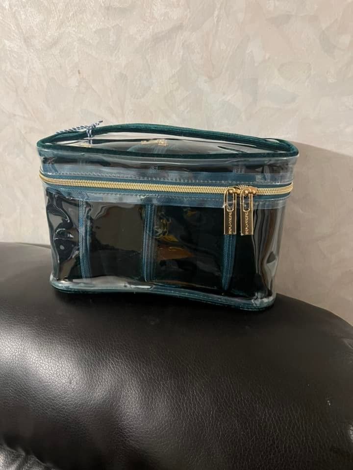 Make Up Bag Green Velvet Clear New!
