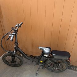 Rattan Foldable E-Bike