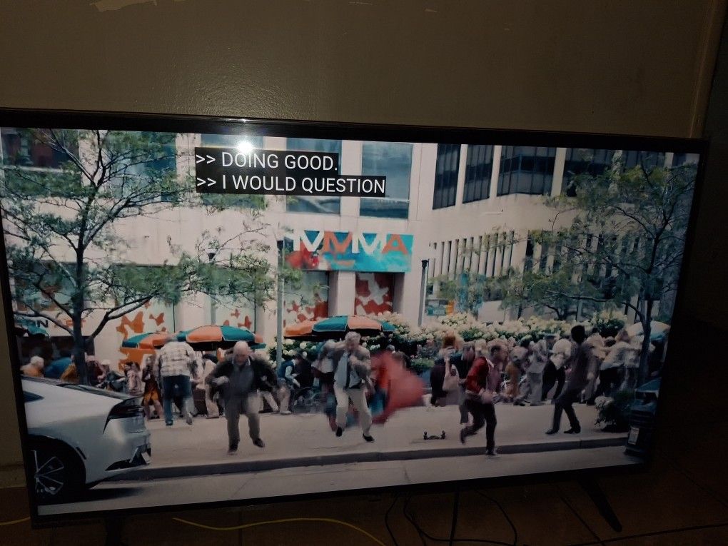 55inch TV Great Basically New