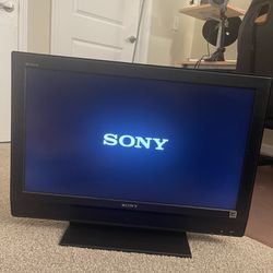 32” Flat Screen TV (FREE DELIVERY)