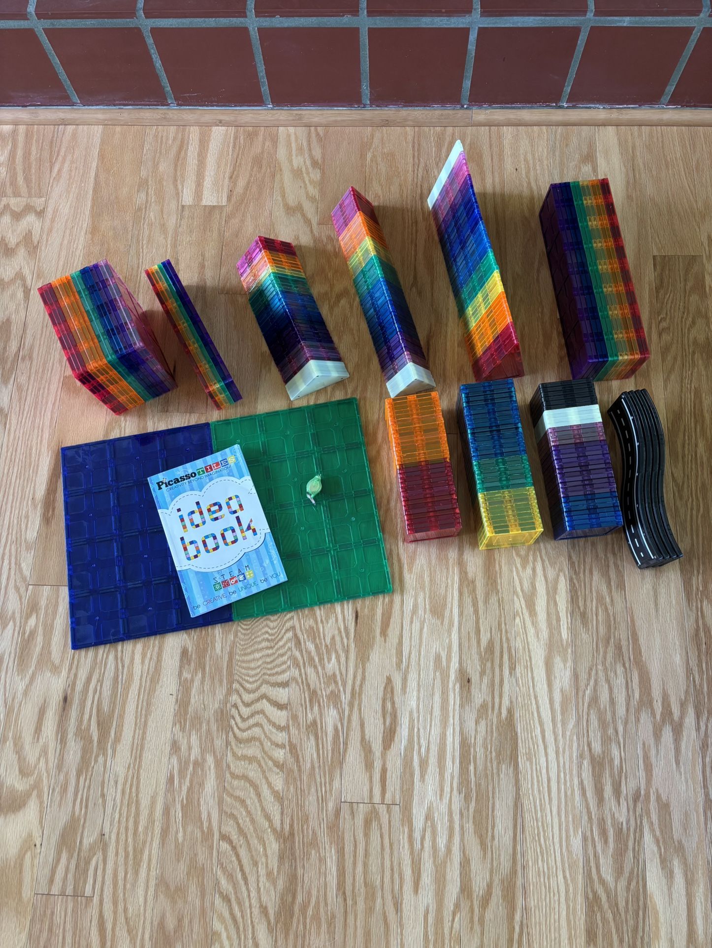 Magnatiles and Picasso Tiles