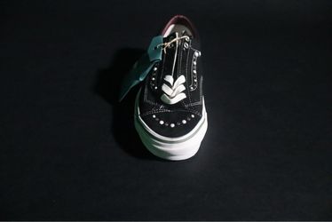 Vans for me and women