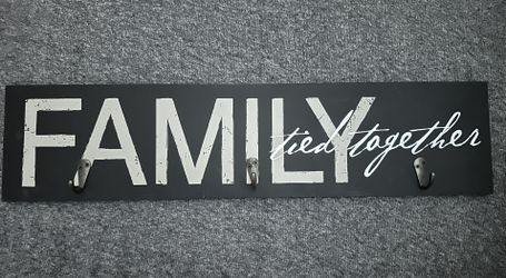 Wall Hanging Rack-FAMILY Tied Together