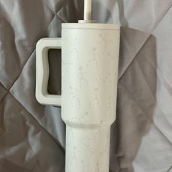 New Simple Modern Limited Edition Skeleton 40oz Trek Tumbler