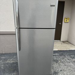 Refrigerator Good Condition Everything Works Fine