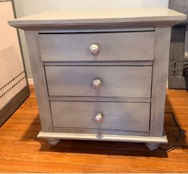 2 Nightstands Gray Wood 3-Drawer  -