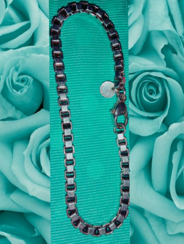 Tiffany & co sterling slver 925 box chain bracelet ...without box