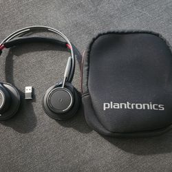 Plantronics Poly Voyager Focus Bluetooth Headset