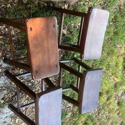 Table Set With Stools