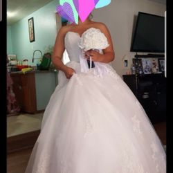 Wedding dress