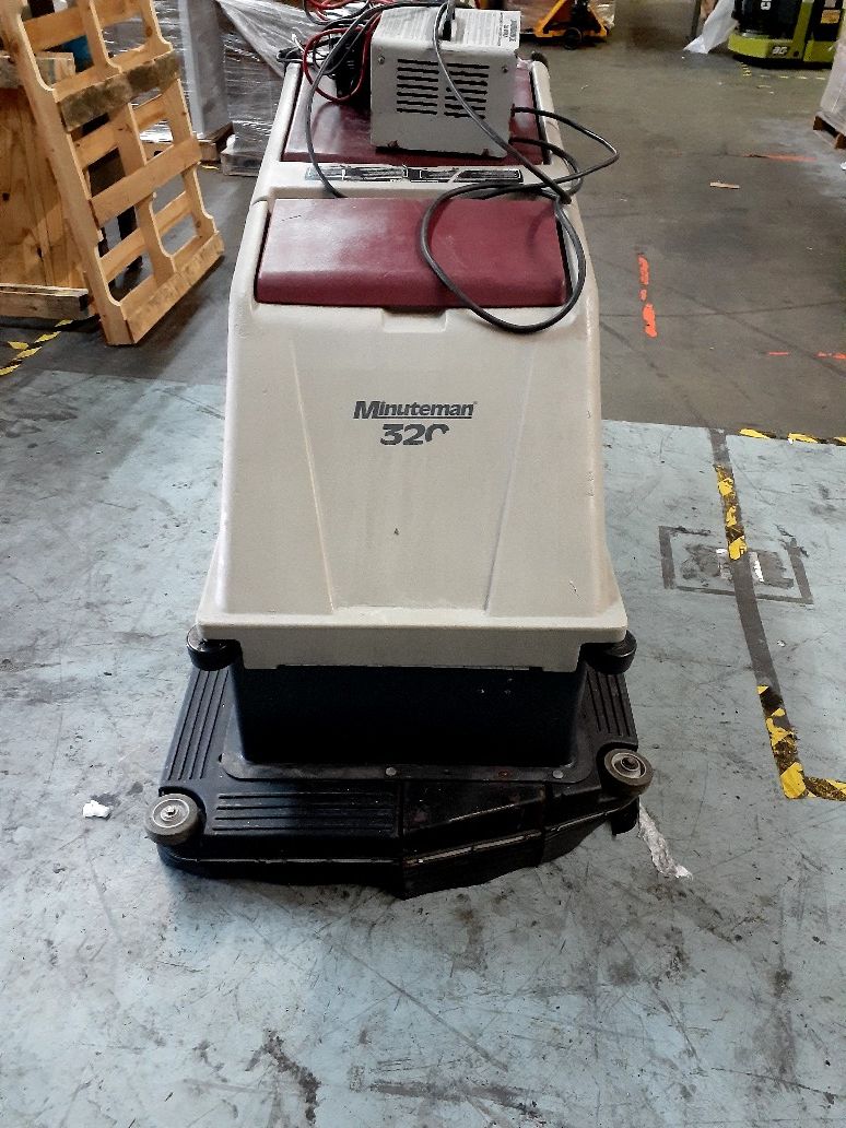 Minuteman floor scrubber 320