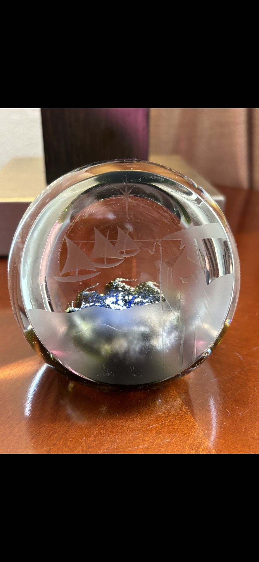 ART GLASS PAPERWEIGHT