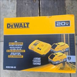 Dewalt 20v Batteries 8.0 Ah XR Powerpack and yellow Fast Charger 12 amp