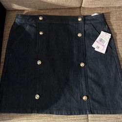 - ✨ Michael Kors Dark Wash Denim Skirt ✨ Size: 6 | NWT (New With Tags) 