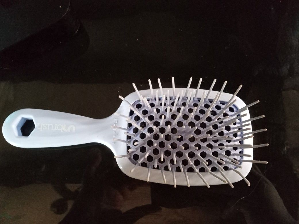 Viral Unbrush