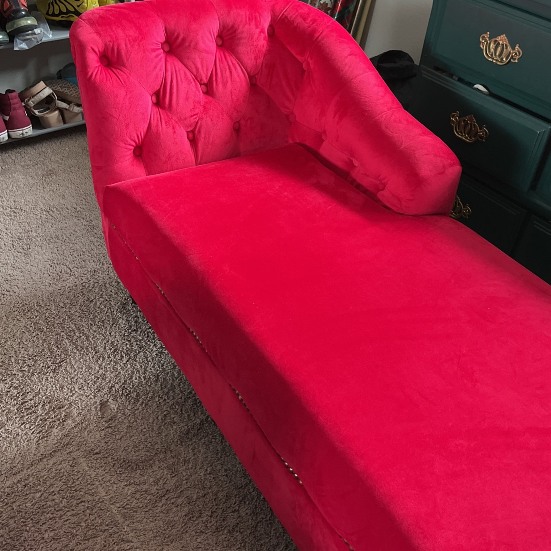 Red Velvet Chaise Lounge Free for Sale in Portland, OR OfferUp