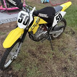 2024 Suzuki DR 125L