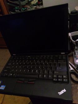 Lenovo X220 Thinkpad I5 2.7ghz Sandy Bridge.