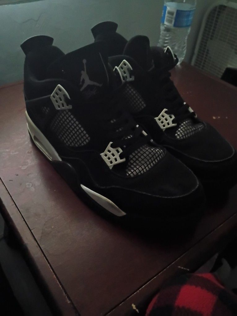 Black Thunder Jordan 4s