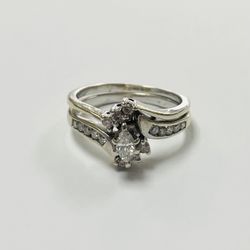 14k white gold marquise diamond ring