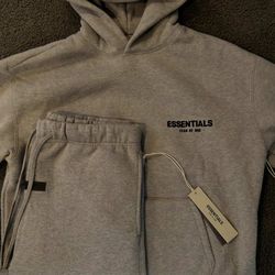 Fear of God Essentials Hoodie & Sweatpants Set Size M
