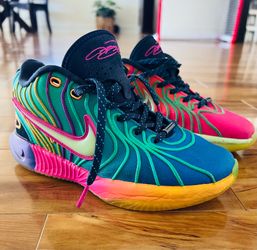 Exclusive Kids sneakers Nike LeBron Original