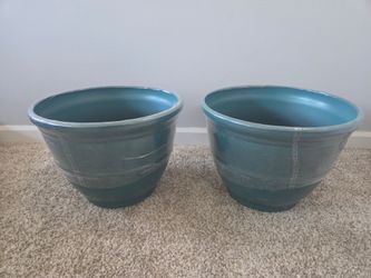 2 New 10" Planters